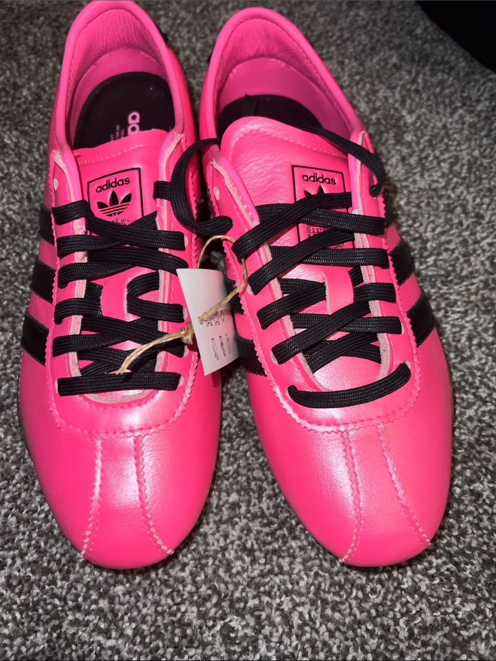 adidas Pink Classic Three-Stripe Casual Sneakers